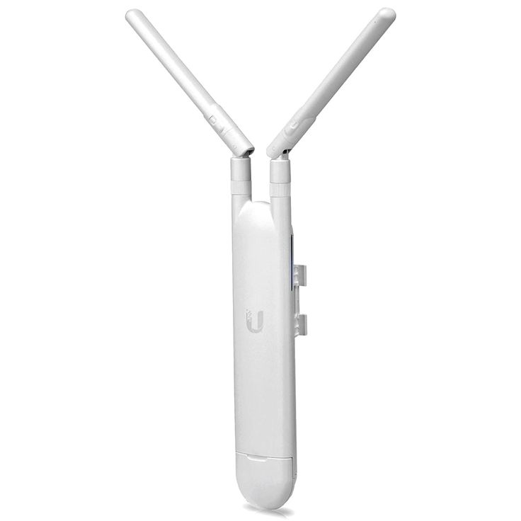 Pole mounted outdoor WiFi antenna installation